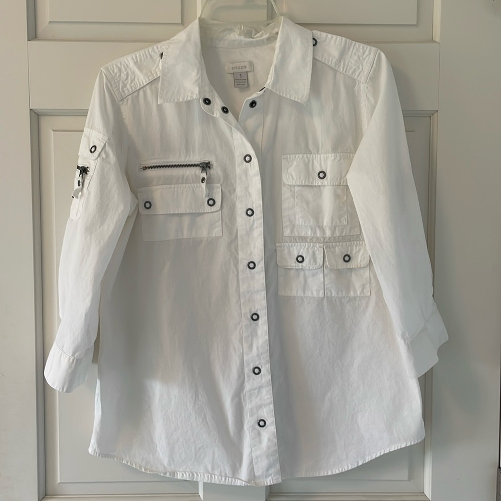 Chico's White 3/4 Rollup Sleeve Top w/snap Closures.